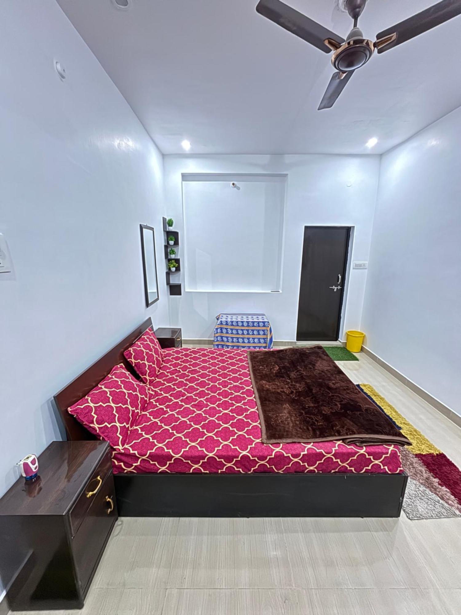 Homestay Srivastavas *