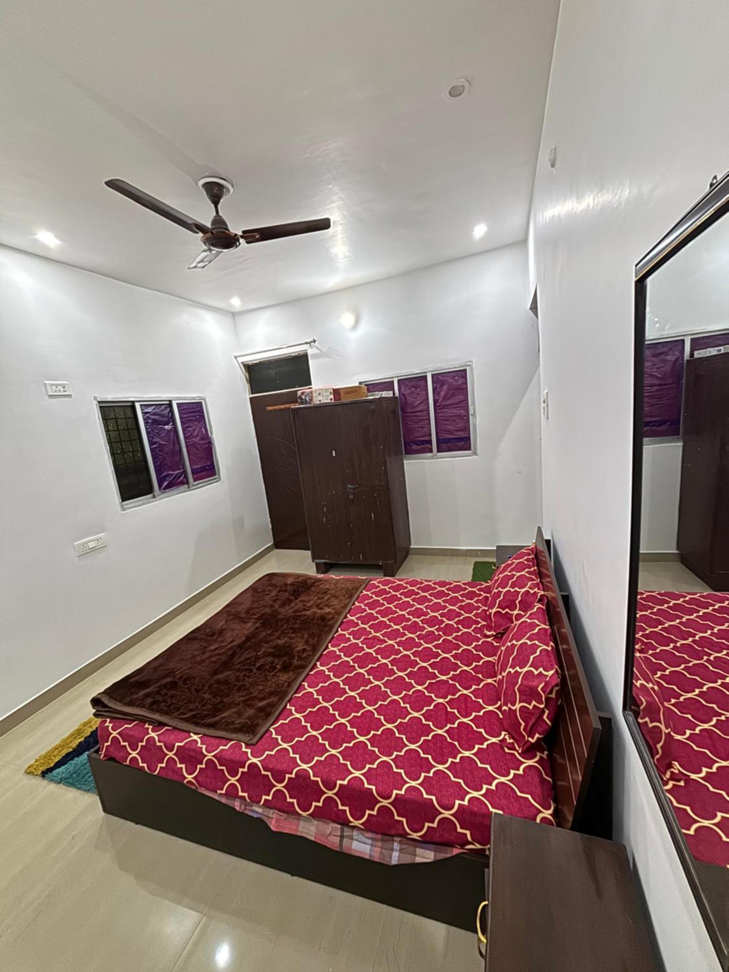 Srivastavas Homestay *